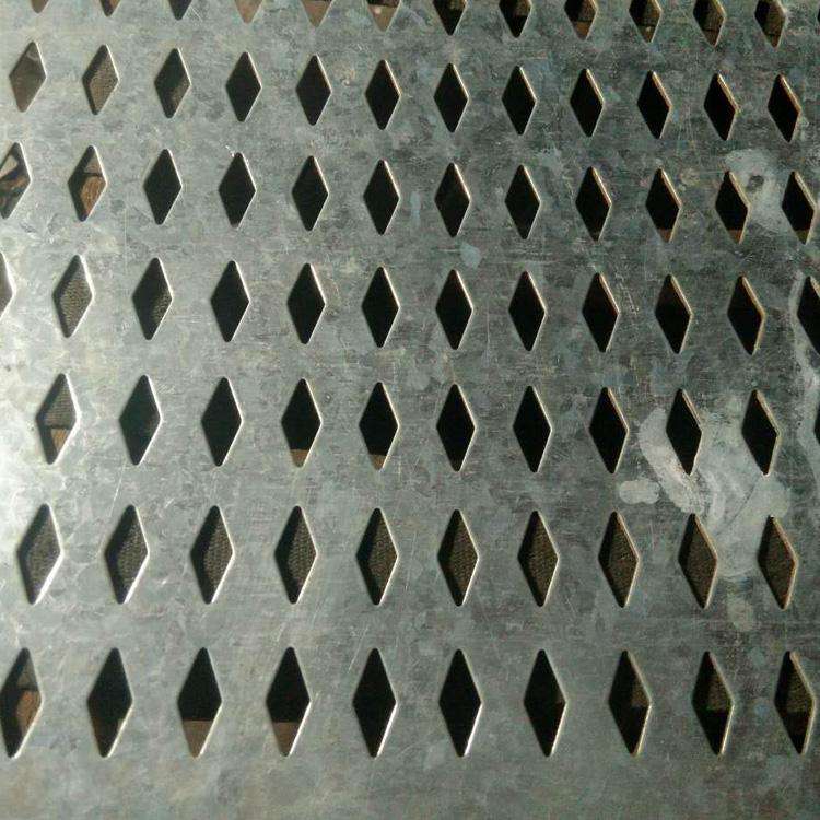3菱形孔冲孔板.jpg