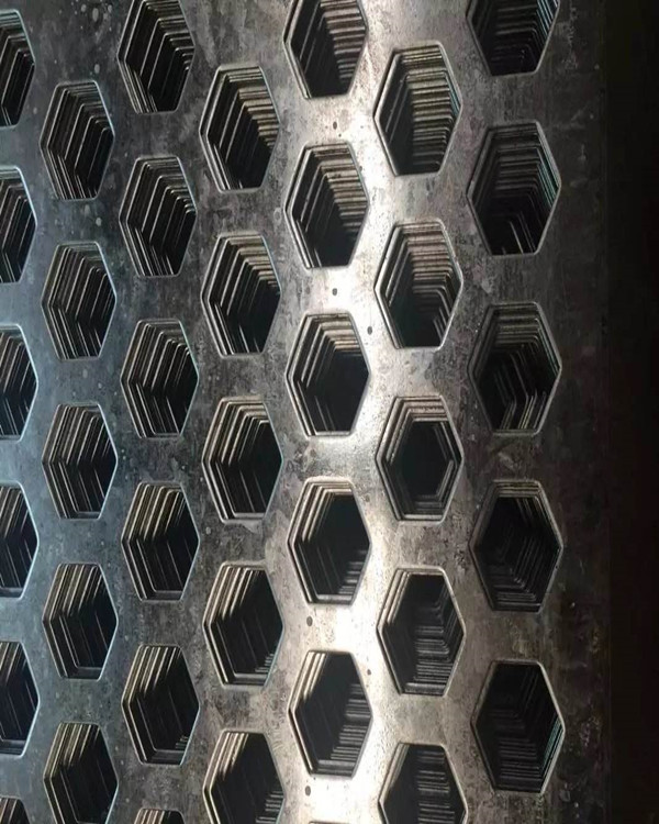 4六角形冲孔板.jpg 4六角形冲孔板.jpg